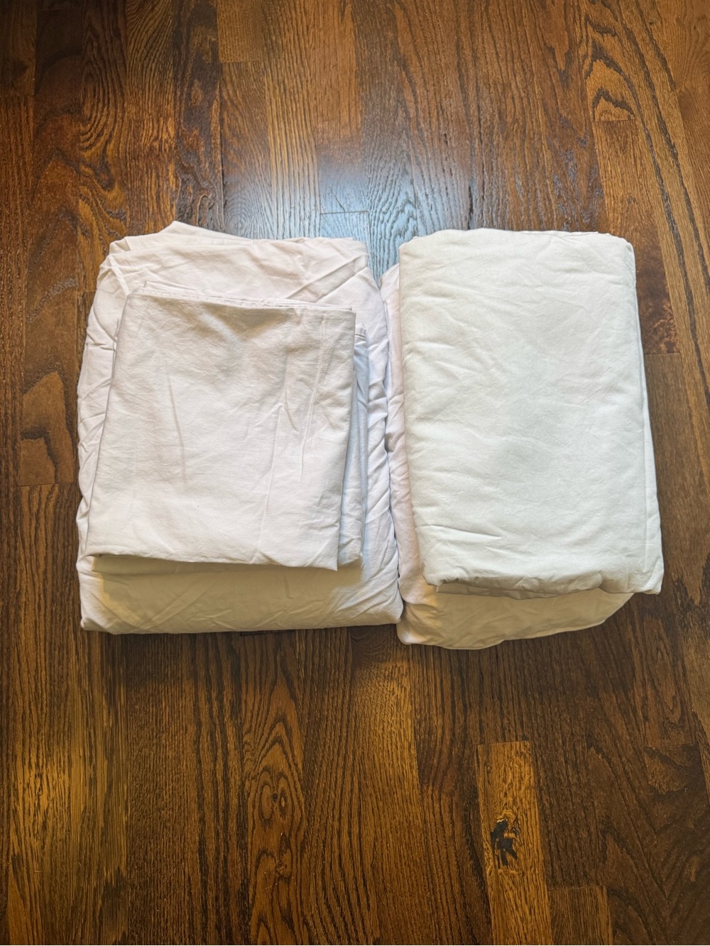 Brooklinen Luxe Sateen Sheet Set in Cloud - Picture 5 of 5